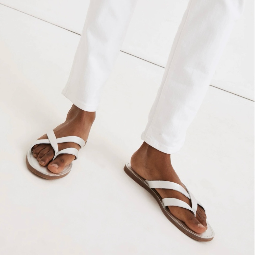 Madewell The Boardwalk Thong Sandal In Metallic Silver Leather – Size 7.5